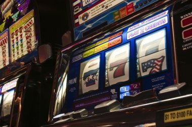Baccarat: simple hand comparison Baccarat cards dealt on aura jp